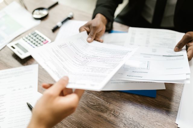Imagen de Tierra Amarillano para la nota sobre competencia desleal en servicios legales